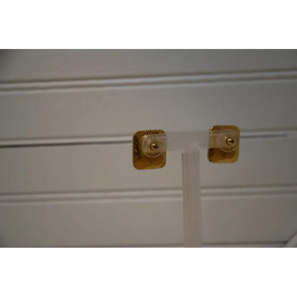Vintage Tortoise Shell Earrings Gold Tone Avon Chunky‎ Preppy 80s Stud jewelry
